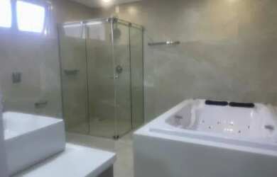 Imagem 9: CASA EM BC. com 5 suítes, 6 bwc, 3 vagas, nova, em cond. fechado com...