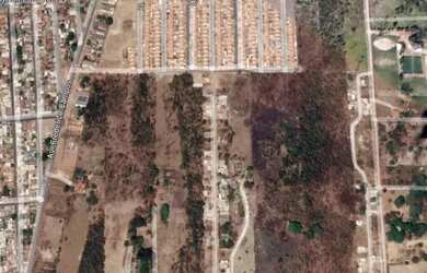 Imagem: O terreno possui 45.000m² de Área e está localizado em Loteamento