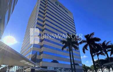 Imagem: O depósito possui 4570m² de Área e está localizado em Tamboré