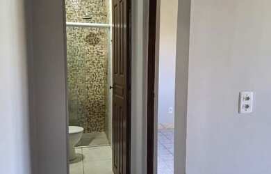 Imagem 2: Alugo apto 1/4, garagem privativa e coberta no Res. Ulysses Guimarães....