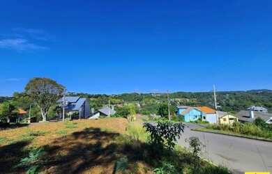 Imagem: O terreno possui 375m² de Área e está localizado em Nova