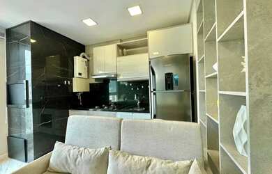 Imagem 11: 1 Dormitorio decorado ao lado da praça Flavio Boianovski