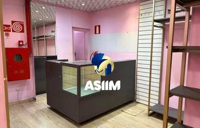 Imagem: O depósito possui 55m² de Área e está localizado em Barro