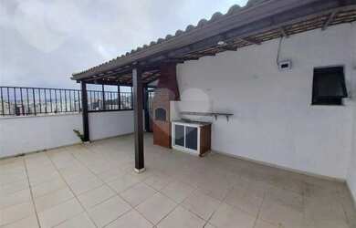 Imagem: O apartamento na cobertura possui 3 Dormitórios, 2 Banheiros