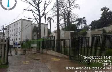 Imagem: O apartamento possui 1 Dormitório, 1 Banheiro, 1 Vaga na garagem