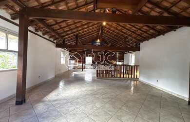 Imagem: Imóvel para venda tem 450 metros quadrados com 4 quartos em