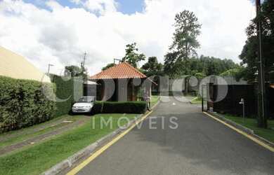 Imagem: O terreno possui 2.008m² de Área e está localizado em Ferraria