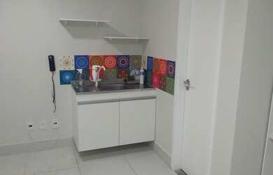 Imagem: O depósito possui 1 Vaga na garagem, 30m² de Área e está