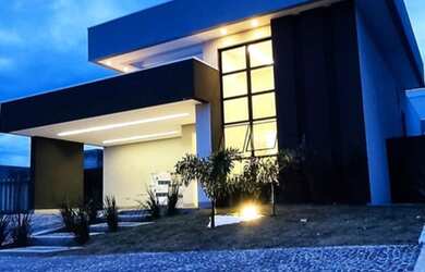 Imagem: A casa em condomínio possui 3 Dormitórios, 3 Banheiros e