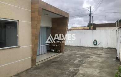 Imagem: A casa possui 2 Dormitórios, 2 Banheiros, 2 Vagas na garagem