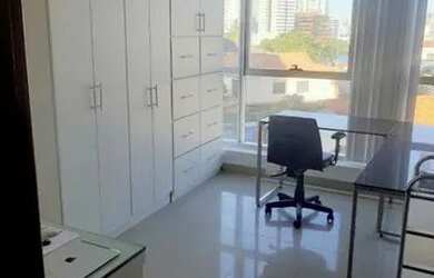 Imagem: O depósito possui 1 Vaga na garagem e 35m² de Área e está