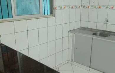 Imagem: A casa possui 2 Dormitórios, 1 Banheiro e está localizado