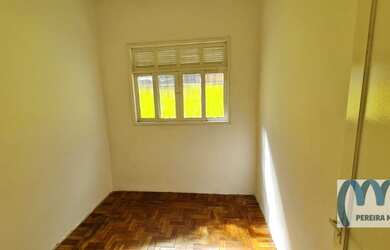 Imagem 3: Casa linear, junto rua da caminhada, próxima ao College