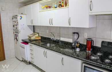 Imagem: O apartamento possui 3 Dormitórios, 3 Banheiros, 2 Vagas na