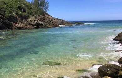 Imagem: A casa possui 3 Dormitórios, 3 Banheiros, 5 Vagas na garagem