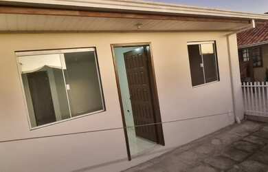 Imagem: A casa em condomínio possui 1 Dormitório, 1 Banheiro, 1 Vaga