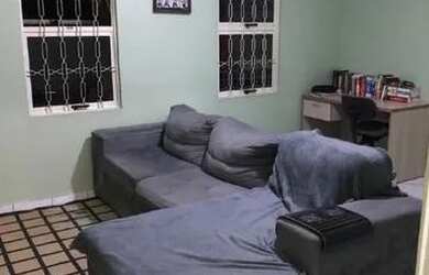 Imagem: A casa em condomínio possui 2 Dormitórios, 2 Banheiros, 80m²