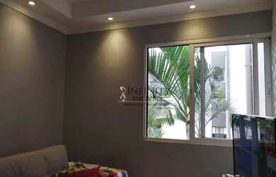 Imagem: O apartamento possui 2 Dormitórios, 1 Banheiro, 1 Vaga na garagem