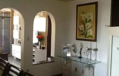 Imagem: O apartamento possui 3 Dormitórios, 3 Banheiros, 2 Vagas na