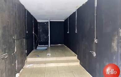 Imagem: O depósito possui 30m² de Área e está localizado em Lapa