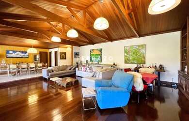 Imagem: A fazenda possui 550m² de Área e está localizado em Três