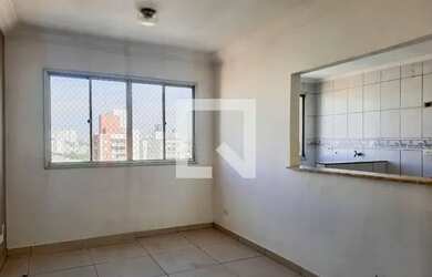 Imagem: O apartamento possui 2 Dormitórios, 1 Banheiro, 2 Vagas na