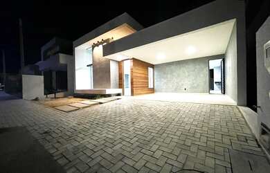 Imagem: A casa em condomínio à venda possui 3 Dormitórios, 5 Banheiros