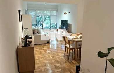 Imagem: O apartamento possui 3 Dormitórios, 2 Banheiros, 1 Vaga na