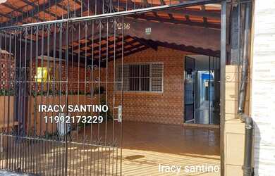 Imagem: A casa possui 2 Dormitórios, 2 Vagas na garagem, Imóvel novo