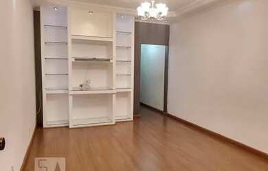 Imagem: A casa possui 3 Dormitórios, 2 Banheiros, 108m² de Área e