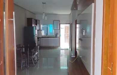 Imagem: A casa possui 3 Dormitórios, 4 Banheiros, 4 Vagas na garagem