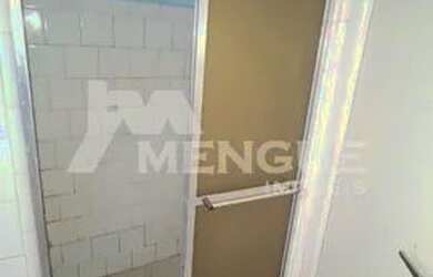 Imagem 13: Apartamento com 2 dormitórios e 1 vaga de garagem rotativa, à venda no bairro Passo da Ar