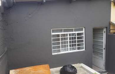 Imagem: A casa possui 2 Dormitórios, 2 Banheiros, 1 Vaga na garagem