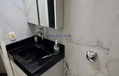 Imagem 8: Recreio dos Bandeirantes Posto 10 Quadra da Praia 3 quartos sendo 1 suíte...