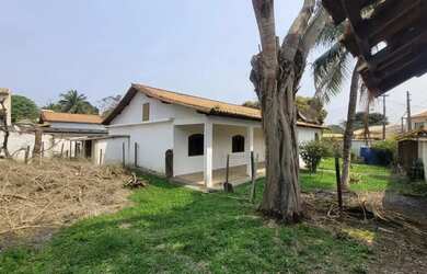 Imagem 2: Belíssima Casa com 3 quartos à venda, 228 m² por R$ 440.000,00 - Manu...