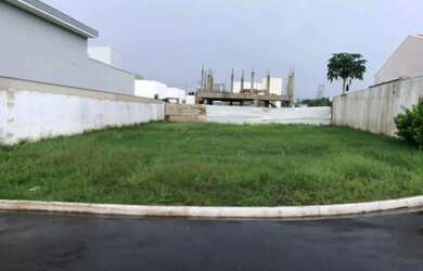 Imagem: O terreno possui 373m² de Área e está localizado em Tijucal