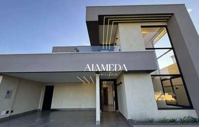 Imagem: A casa em condomínio possui 3 Dormitórios, 3 Banheiros, 4