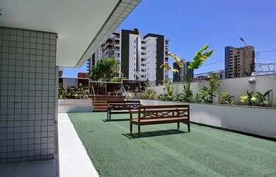 Imagem: O apartamento possui 4 Dormitórios, 3 Banheiros, 2 Vagas na