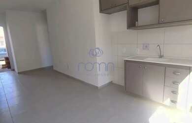 Imagem: A casa em condomínio possui 2 Dormitórios, 1 Banheiro, 1 Vaga