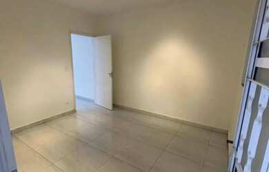 Imagem 3: CASA A VENDA EM AREINHA. Varanda, 2 Vagas na garageme2 Dormitórios