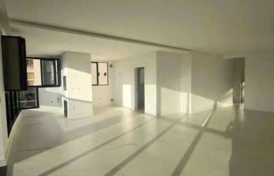 Imagem 8: Apartamento alto padrão com 3 suítes e 3 vagas de garagem - Meia Praia...