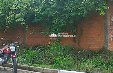 Imagem: O terreno possui 2.374m² de Área e está localizado em Vale