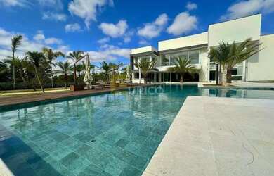 Imagem: A casa em condomínio possui 3 Dormitórios, 4 Banheiros, 5