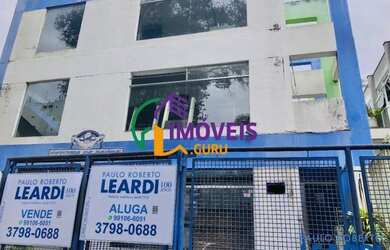 Imagem: O depósito possui 4 Vagas na garagem e 526m² de Área e está