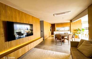 Imagem: O apartamento possui 3 Dormitórios, 3 Banheiros, 3 Vagas na