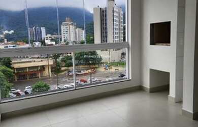 Imagem: O apartamento possui 3 Dormitórios, 1 Banheiro, 2 Vagas na