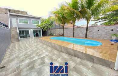 Imagem: A casa possui 3 Dormitórios, 2 Banheiros, 100m² de Área e