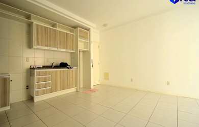 Imagem: O apartamento possui 2 Dormitórios, 1 Banheiro, 75m² de Área