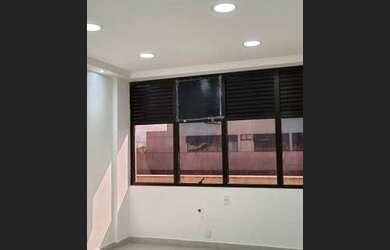 Imagem: O depósito possui 34m² de Área e está localizado em Barra