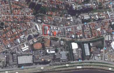 Imagem: O terreno possui 3000m² de Área e está localizado em Vila